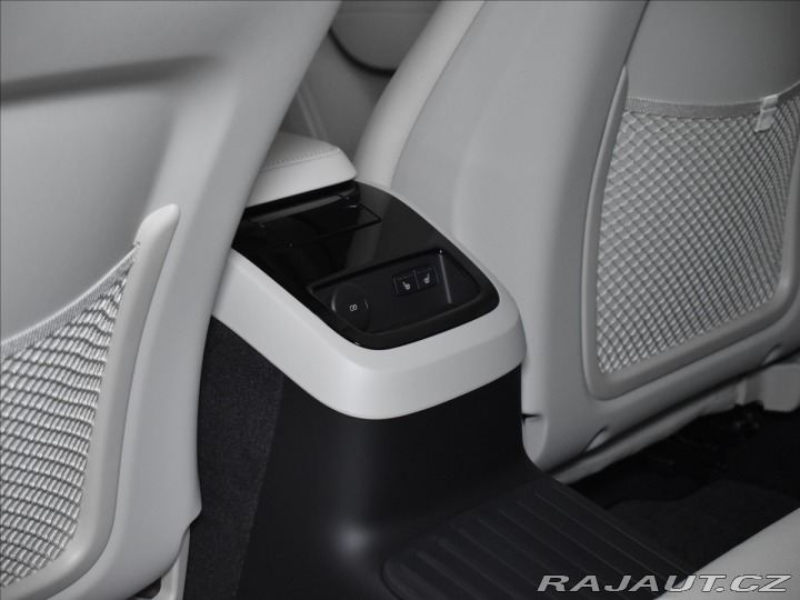 Volvo V90 2,0 T6 AWD Plus Bright 2025