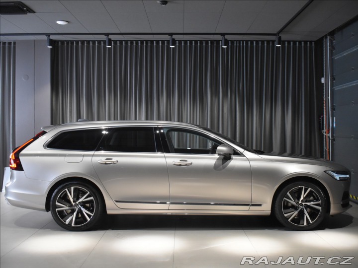 Volvo V90 2,0 T6 AWD Plus Bright 2025