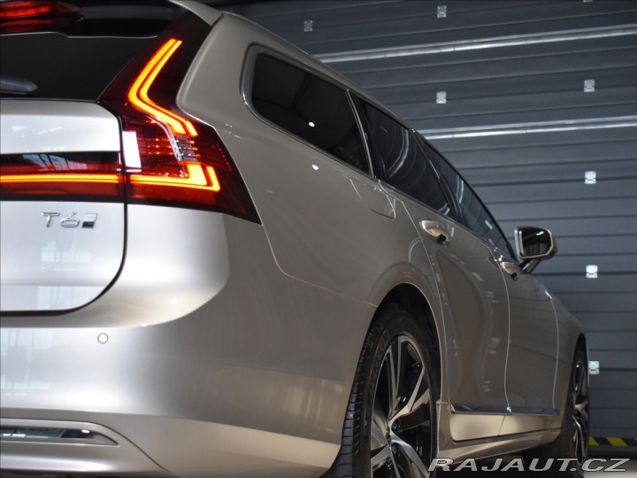 Volvo V90 2,0 T6 AWD Plus Bright 2025