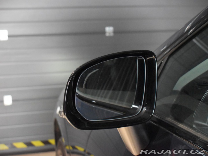 Volvo XC60 2,0 B5 AWD Plus Dark 2024