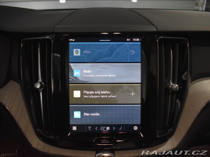 Volvo XC60 2,0 B5 AWD Plus Dark 2024
