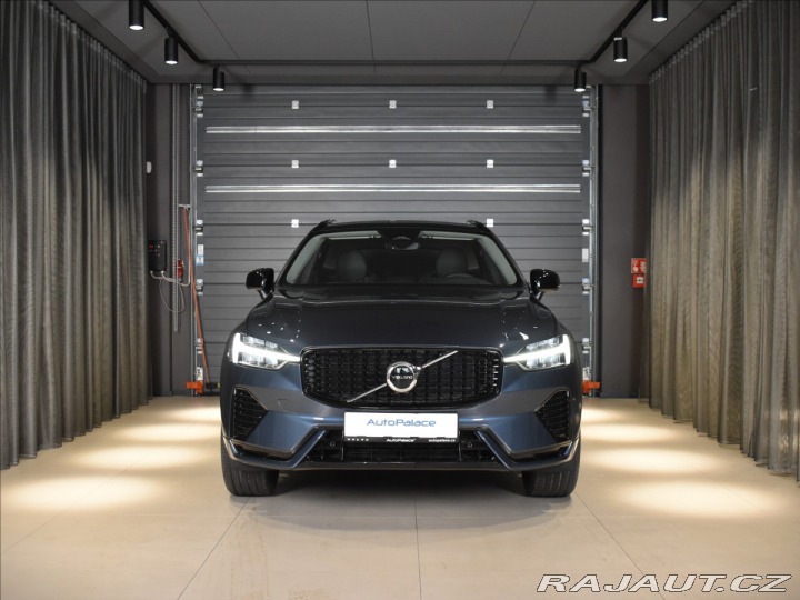 Volvo XC60 2,0 B5 AWD Plus Dark 2024