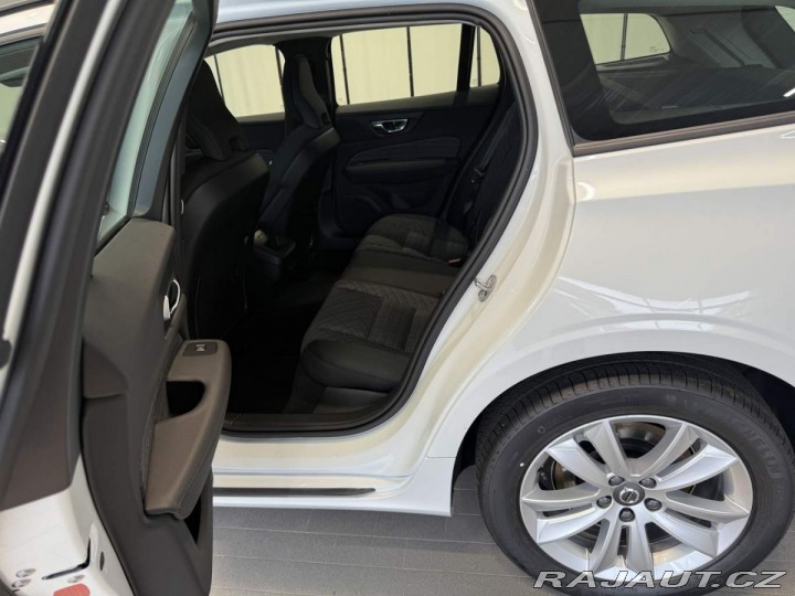 Volvo V60 B4 2.0L 197+14 HP AT7 FWD 2025