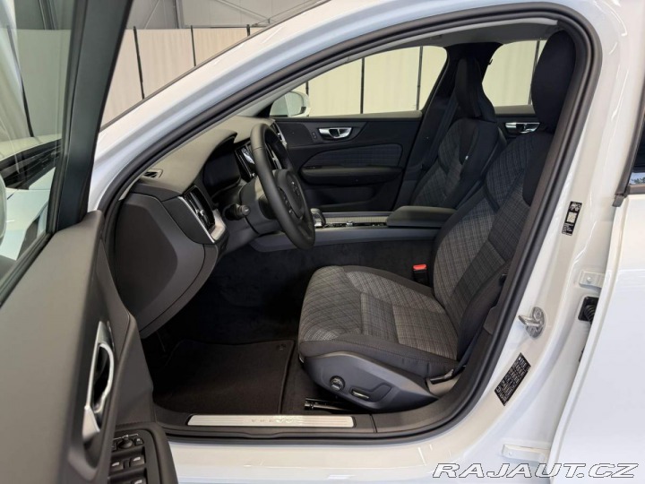 Volvo V60 B4 2.0L 197+14 HP AT7 FWD 2025