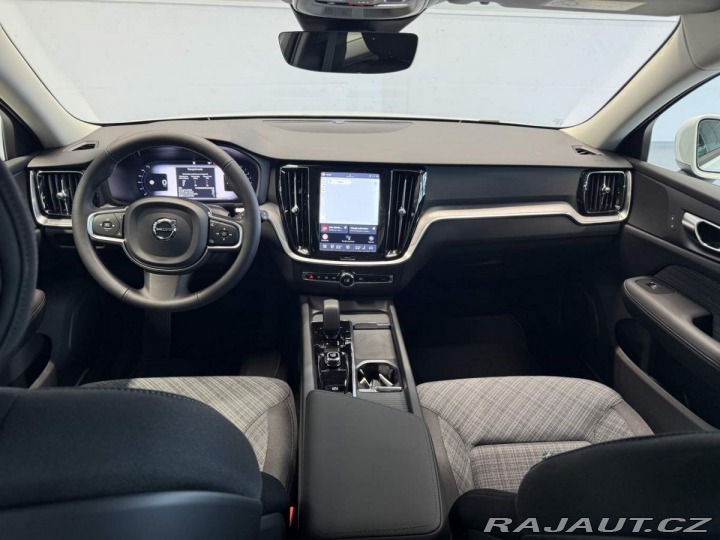 Volvo V60 B4 2.0L 197+14 HP AT7 FWD 2025