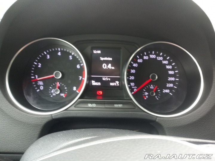 Volkswagen Polo 2015