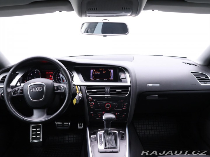Audi A5 2,0 TDI 105kW CZ 2011