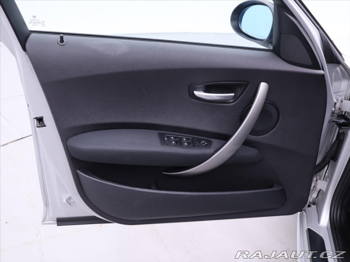 BMW 1 2,0 120kW Xenon ALU Kůže 2005