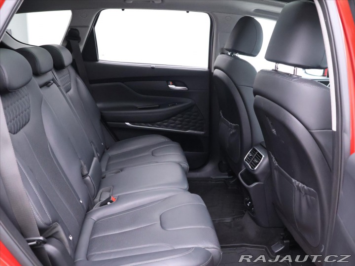 Hyundai Santa Fe 2,2 4x4 7-Míst Kůže Tempo 2020
