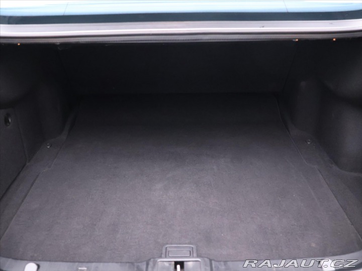 Mercedes-Benz E 3,0 i 170kW Avantgarde 2005