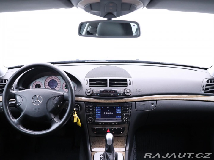 Mercedes-Benz E 3,0 i 170kW Avantgarde 2005