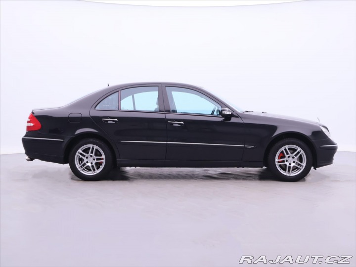 Mercedes-Benz E 3,0 i 170kW Avantgarde 2005