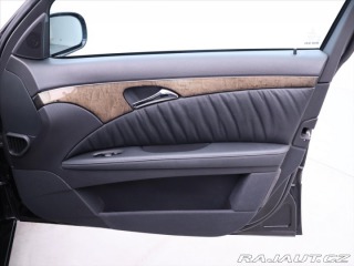 Mercedes-Benz E 3,0 i 170kW Avantgarde 2005