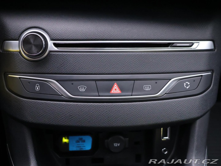 Peugeot 308 1,2 96KW Allure CZ 1.Maj. 2015