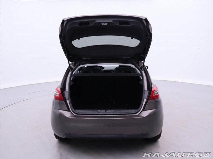 Peugeot 308 1,2 96KW Allure CZ 1.Maj. 2015