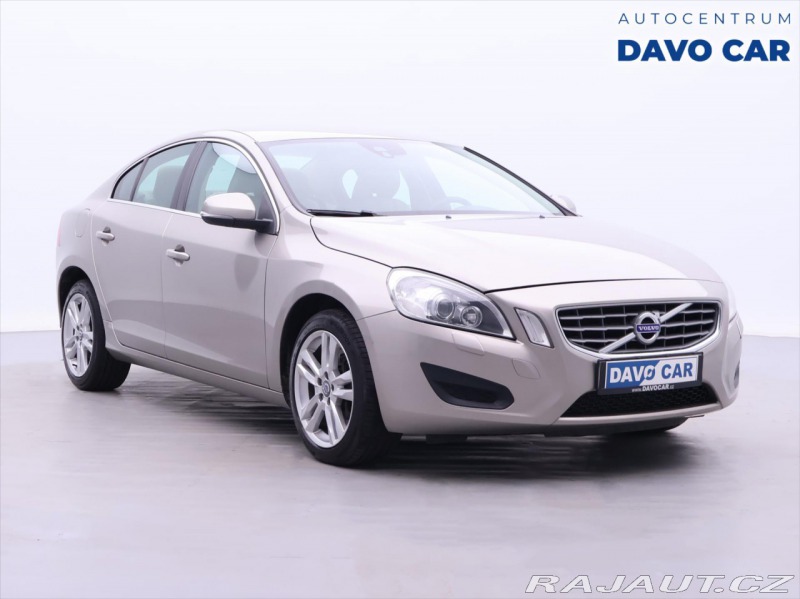 Volvo S60 2,0 T 149kW Xenon Navi