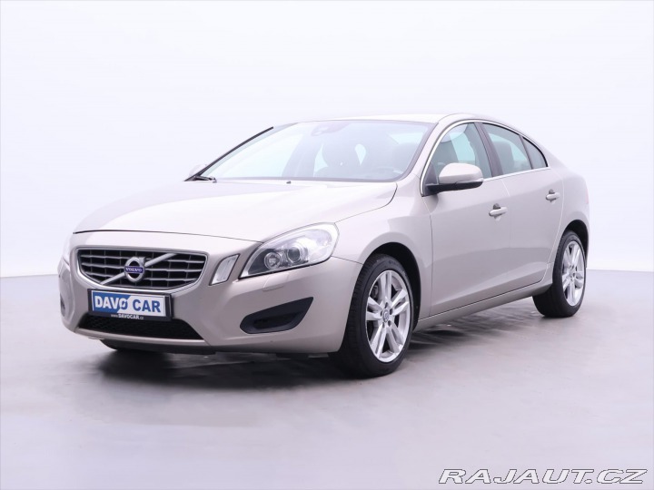 Volvo S60 2,0 T 149kW Xenon Navi 2010