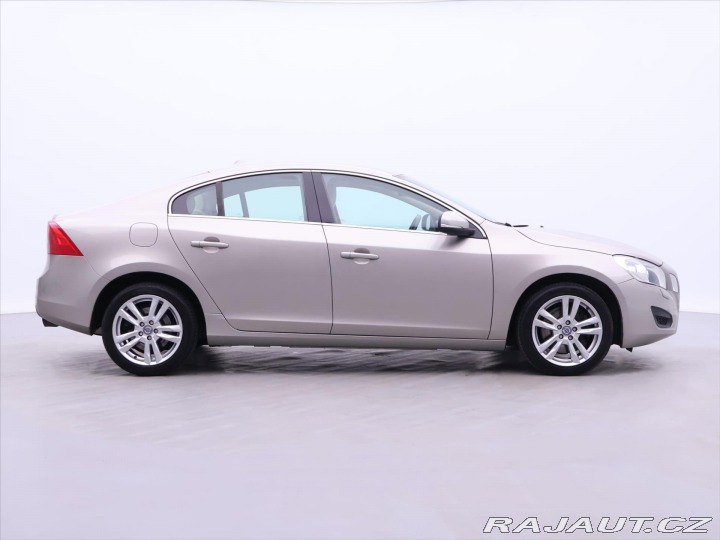 Volvo S60 2,0 T 149kW Xenon Navi 2010