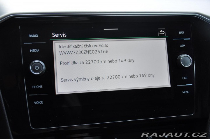 Volkswagen Passat 2.0TDi R-LINE 4M DSG LED 2021