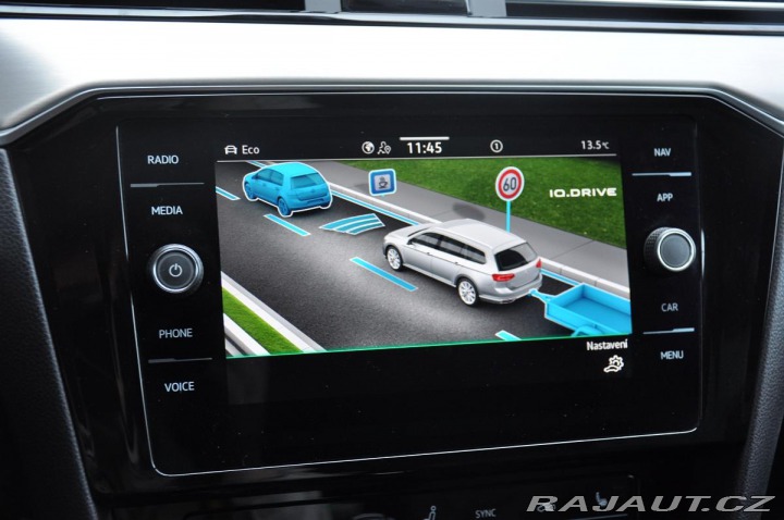 Volkswagen Passat 2.0TDi R-LINE 4M DSG LED 2021