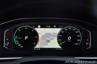 Volkswagen Passat 2.0TDi R-LINE 4M DSG LED 2021