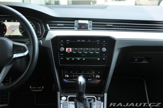 Volkswagen Passat 2.0TDi R-LINE 4M DSG LED 2021