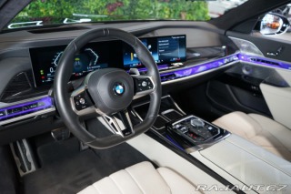 BMW 7 740d*xDRIVE*B&W*ZÁRUK 2023