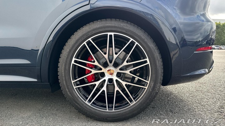 Porsche Cayenne S E-Hybrid 2025