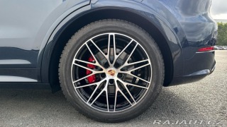 Porsche Cayenne S E-Hybrid 2025