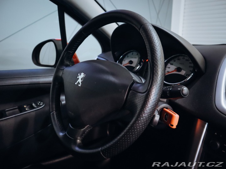 Peugeot 207 1.4i 16V 70kW 2012