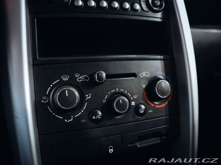 Peugeot 207 1.4i 16V 70kW 2012