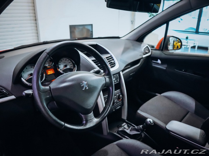 Peugeot 207 1.4i 16V 70kW 2012