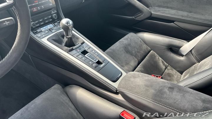 Porsche Boxster Spyder 2020