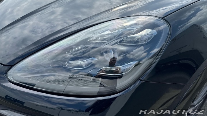 Porsche Cayenne E Hybrid 2020