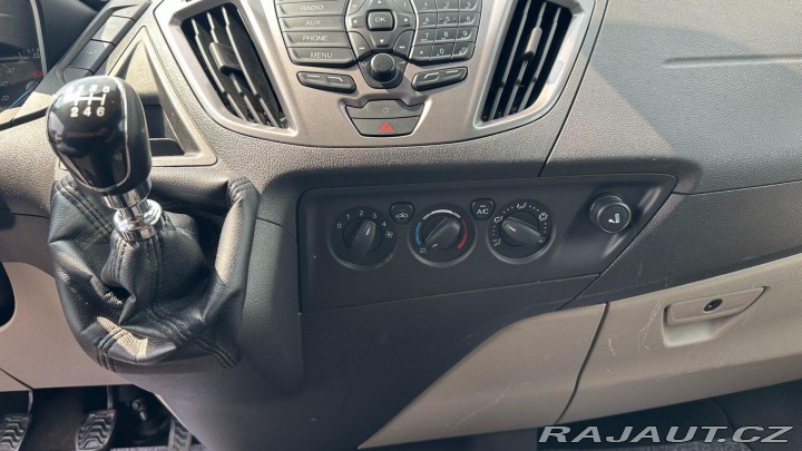 Ford Tourneo Custom 2.2TDCi 92kW *9míst*Tažné 2013