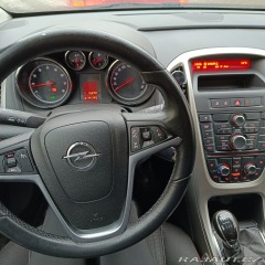 Opel Astra 2011