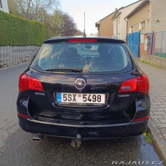 Opel Astra 2011