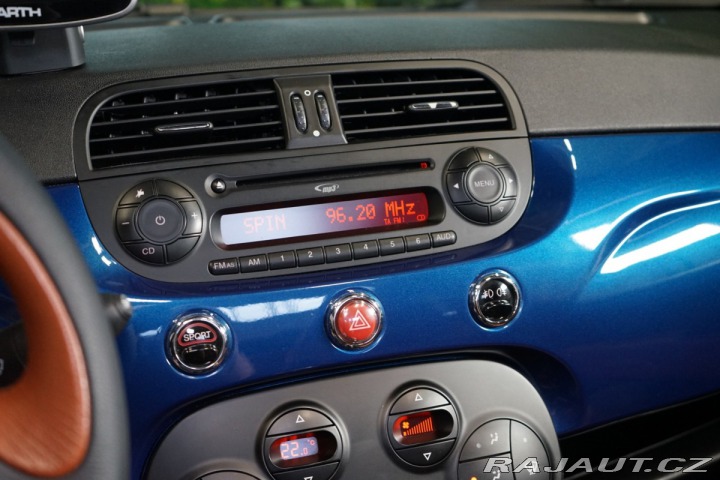 Fiat 500 CABRIO ITALIA*AKRAPOVIC*M 2011