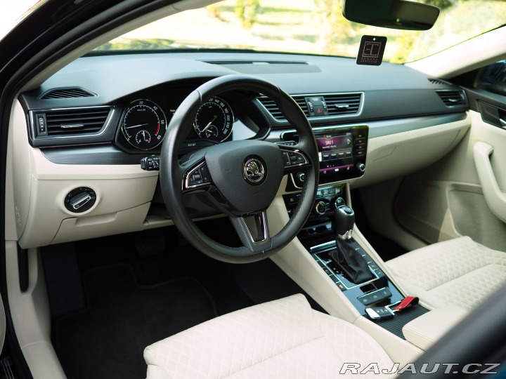 Škoda Superb 2.0TDi DSG,LED,Tažné,2019 2019
