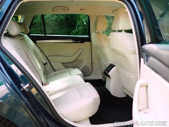 Škoda Superb 2.0TDi DSG,LED,Tažné,2019 2019