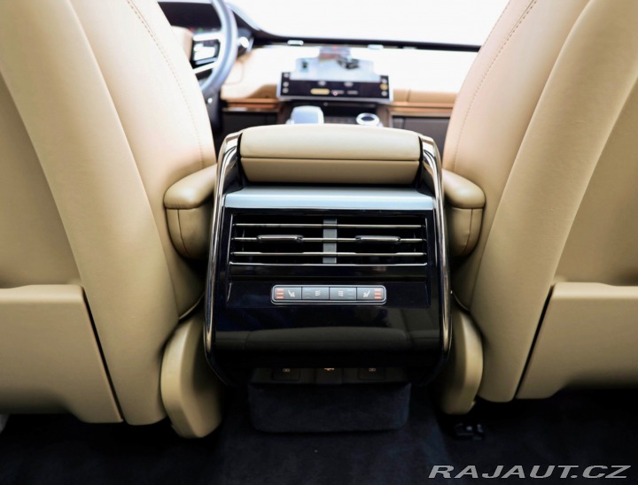 Land Rover Range Rover Sport P440e Dynamic 3.0 V6 eHy 2023