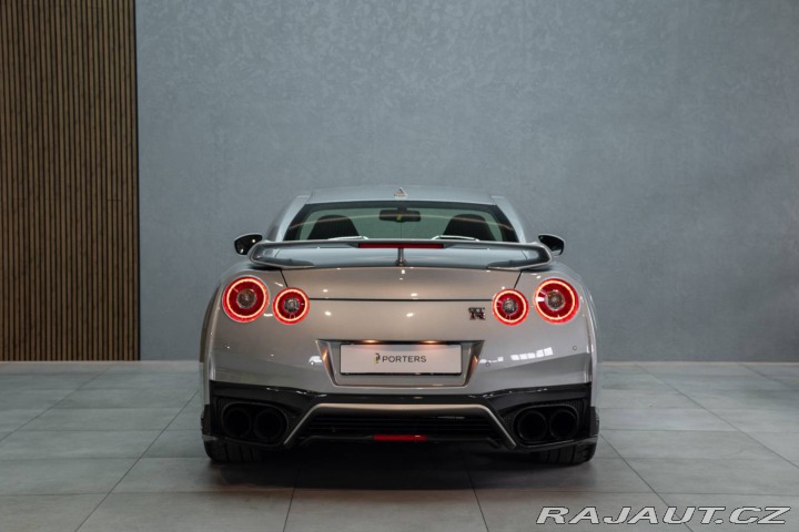 Nissan GT-R 2017