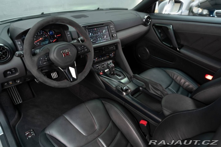 Nissan GT-R 2017
