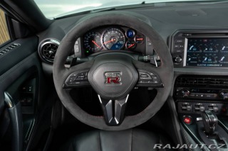 Nissan GT-R  2017