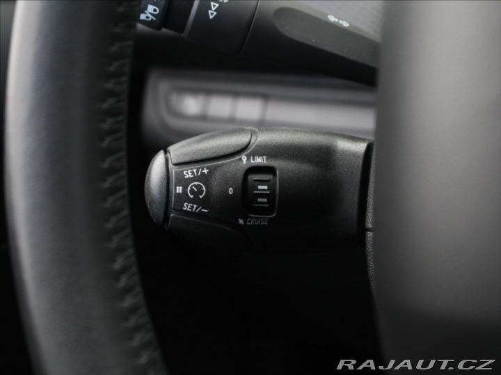 Peugeot 2008 1,2 PT 60kW 1.majitel 49 2017