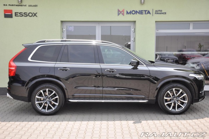 Volvo XC90 D5 AWD MOMENTUM ČR 2017