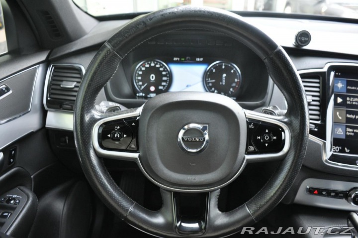 Volvo XC90 D5 AWD MOMENTUM ČR 2017