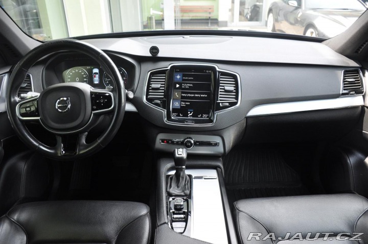 Volvo XC90 D5 AWD MOMENTUM ČR 2017