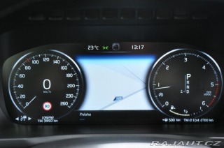 Volvo XC90 D5 AWD MOMENTUM ČR 2017