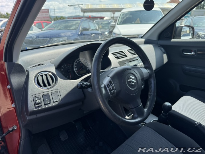 Suzuki Swift 4X4 1,3 67 KW 2X KOLA KM 2008